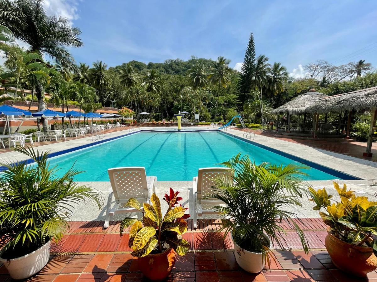 Hacienda El Diamante Hotel 3*